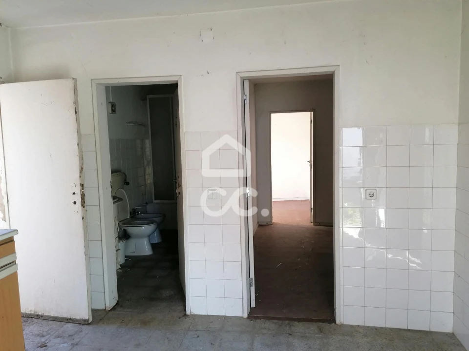 Moradia T2 para Venda em Santa Maria, São Pedro e Sobral da Lagoa Foto 4