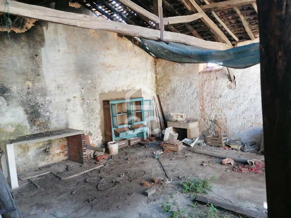 Moradia T2 para Venda em Santa Maria, São Pedro e Sobral da Lagoa Foto 15