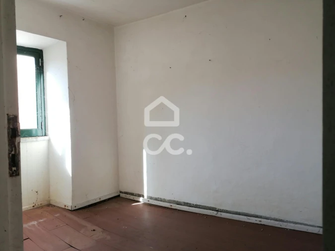 Moradia T2 para Venda em Santa Maria, São Pedro e Sobral da Lagoa Foto 12