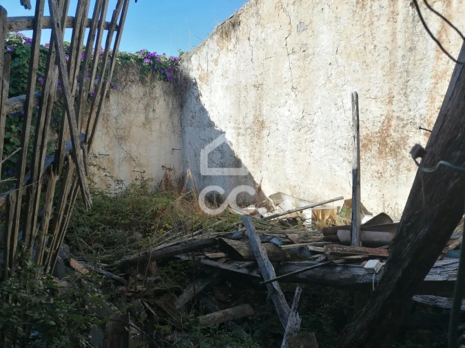 Moradia T2 para Venda em Santa Maria, São Pedro e Sobral da Lagoa Foto 16