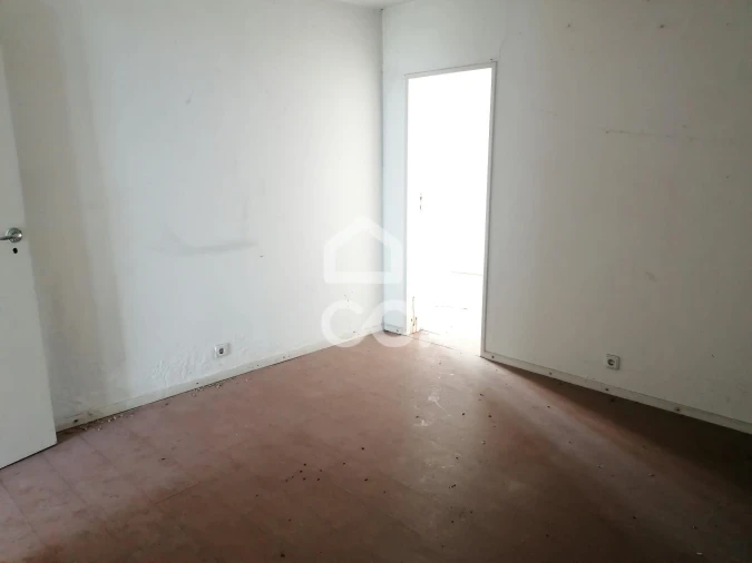 Moradia T2 para Venda em Santa Maria, São Pedro e Sobral da Lagoa Foto 9