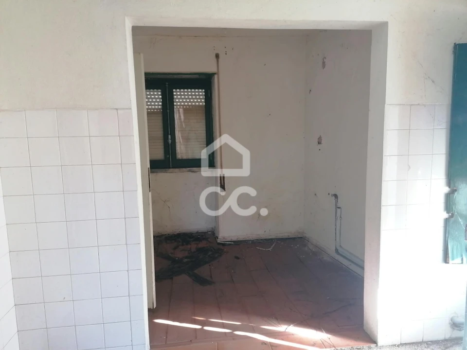 Moradia T2 para Venda em Santa Maria, São Pedro e Sobral da Lagoa Foto 7