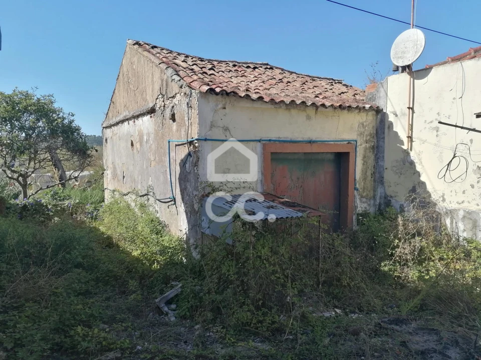 Moradia T2 para Venda em Santa Maria, São Pedro e Sobral da Lagoa Foto 14