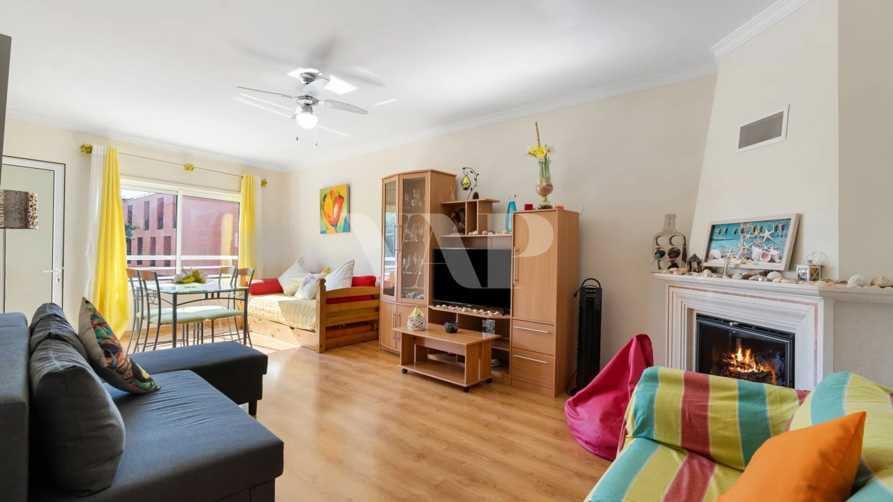 Apartamento T1 para Venda em Quarteira Foto 2