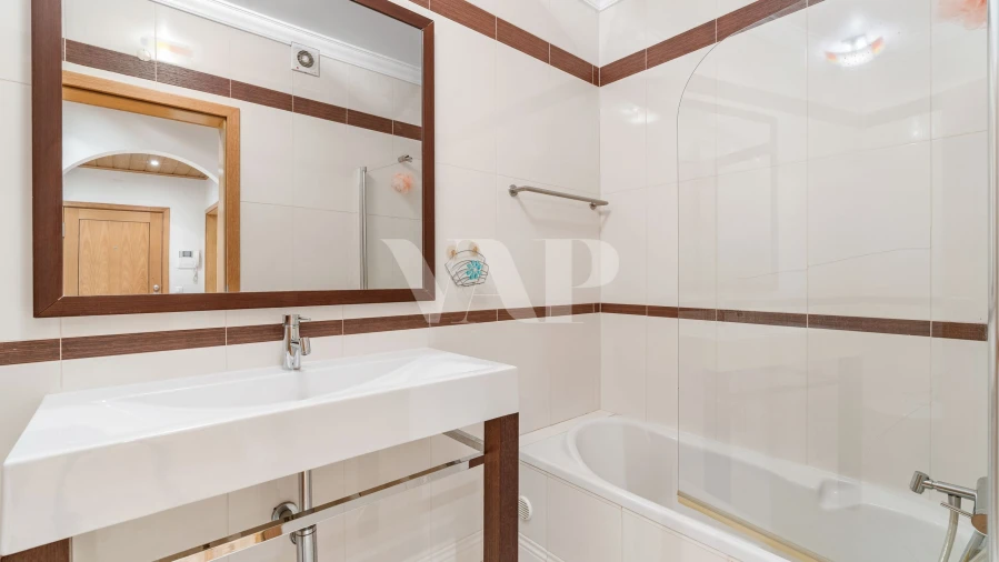 Apartamento T1 para Venda em Quarteira Foto 9