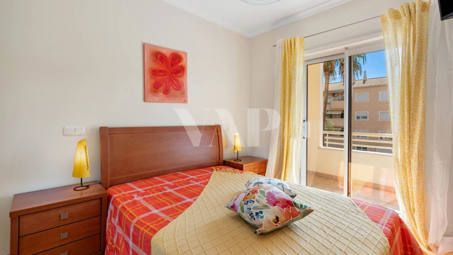 Apartamento T1 para Venda em Quarteira Foto 8