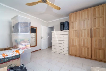 Moradia T4 para Venda em Almancil