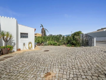 Moradia T2 para Venda em Lagoa e Carvoeiro