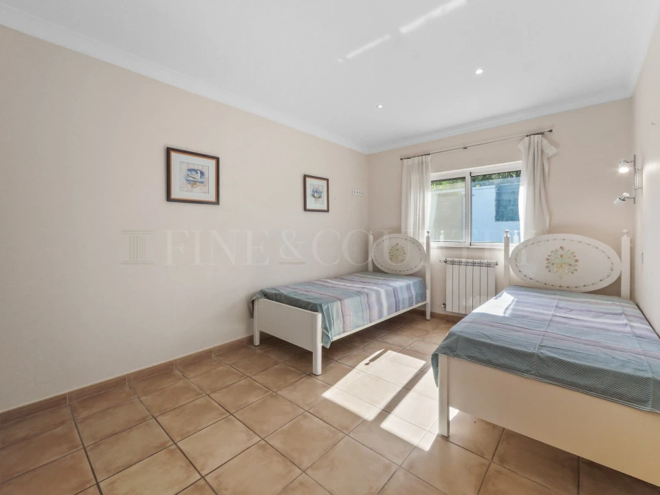 Moradia T4 para Venda em Alvor Foto 17