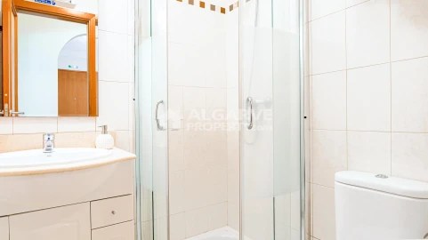 Apartamento T2 para Venda em Quarteira
