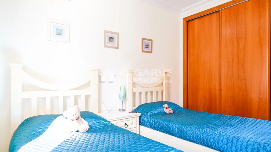 Apartamento T2 para Venda em Quarteira Foto 23