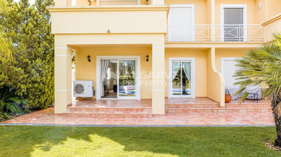 Apartamento T2 para Venda em Quarteira Foto 13