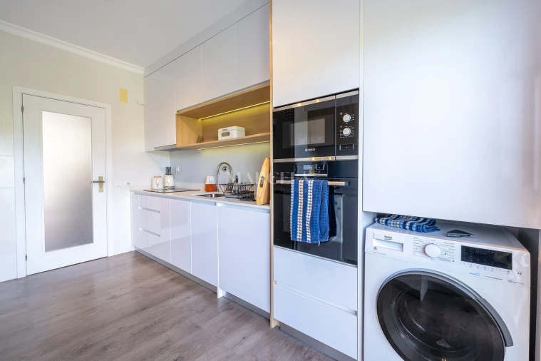 Apartamento T2 para Venda em Lagos (São Sebastião e Santa Maria) Foto 17