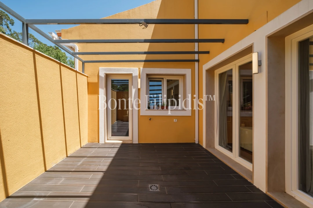 Moradia T4 para Venda em Agualva e Mira-Sintra Foto 7