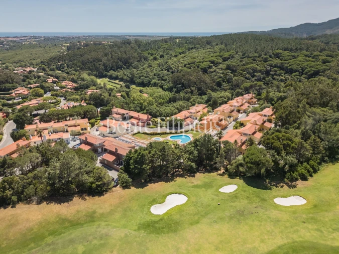 Moradia T4 para Venda em Agualva e Mira-Sintra Foto 47