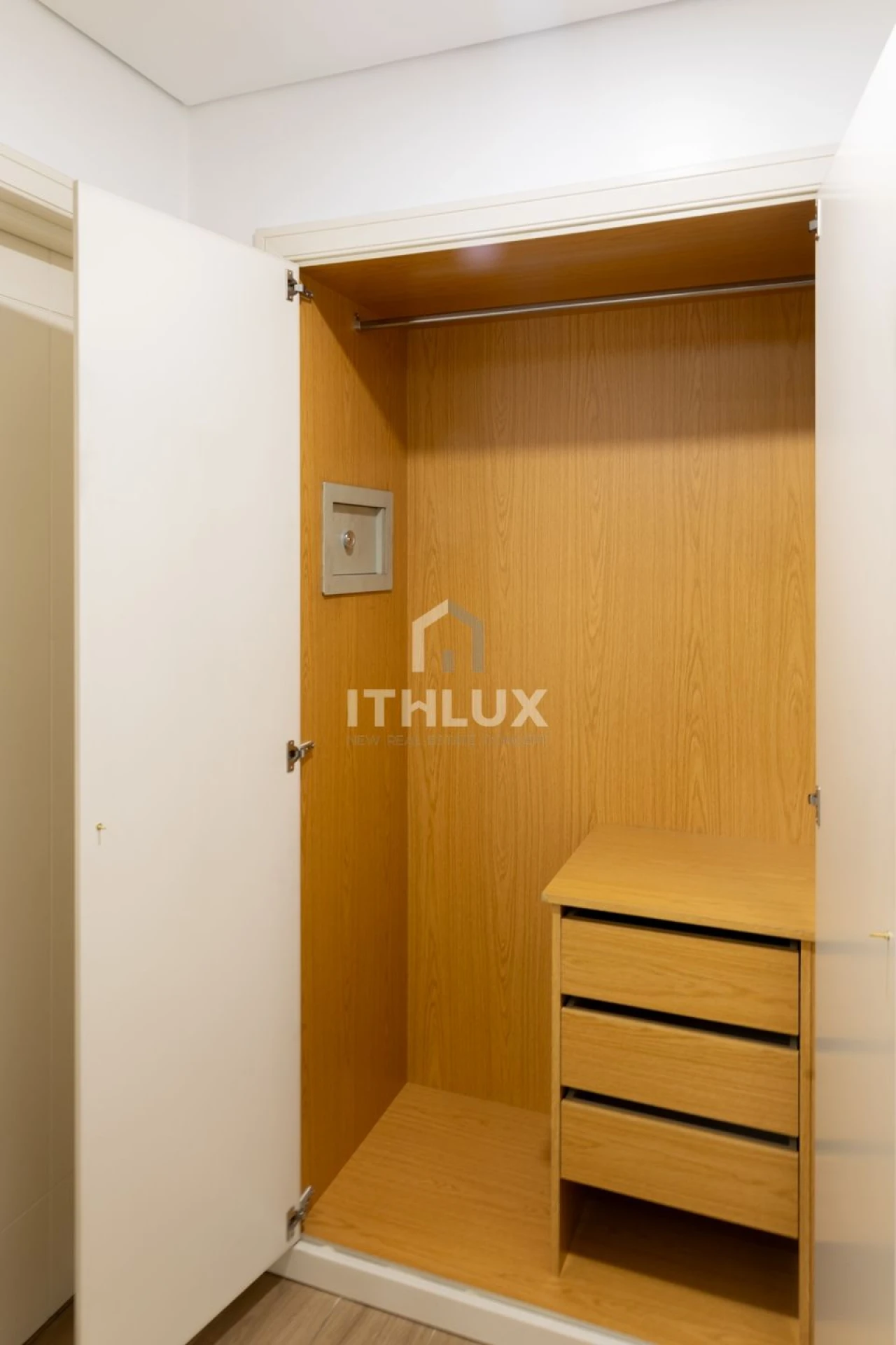 Apartamento T3 para Venda em Campolide Foto 40