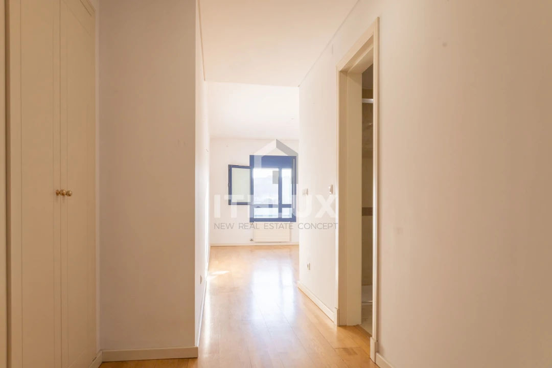 Apartamento T3 para Venda em Campolide Foto 51