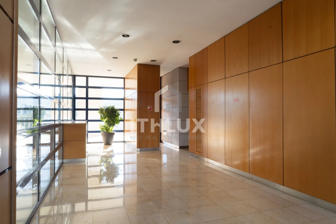 Apartamento T3 para Venda em Campolide Foto 3