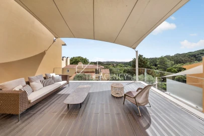 Moradia T5 para Venda em Agualva e Mira-Sintra