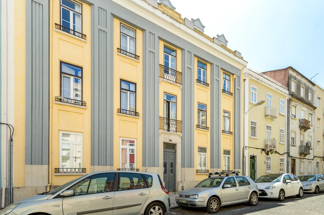 Apartamento T3 para Venda em Campo de Ourique Foto 1