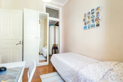 Apartamento T3 para Venda em Campo de Ourique