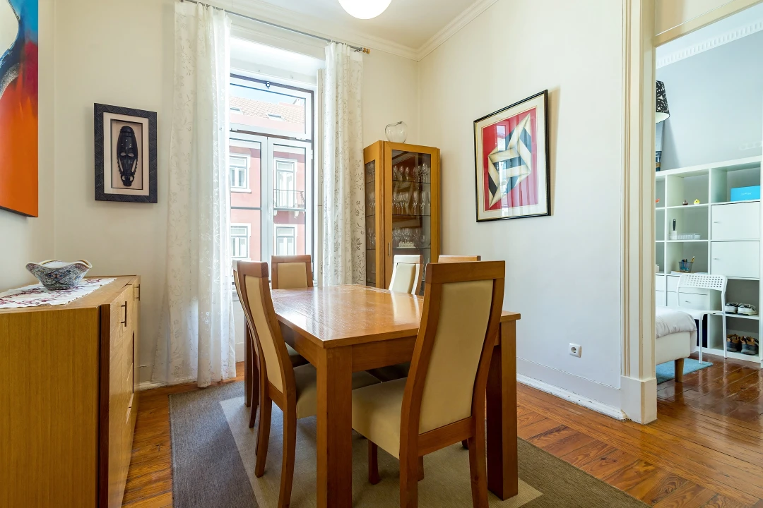 Apartamento T3 para Venda em Campo de Ourique Foto 5
