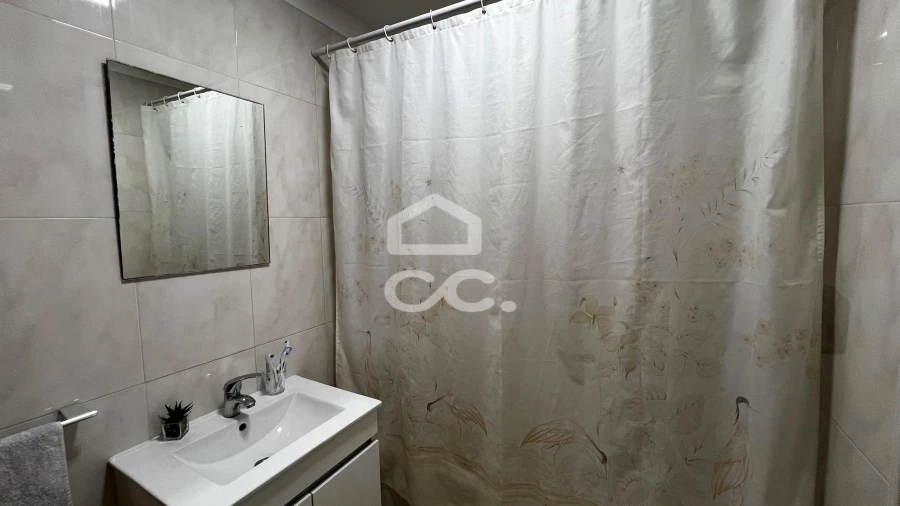 Apartamento T2 para Venda em Cernadelo e Lousada (São Miguel e Santa Margarida) Foto 8