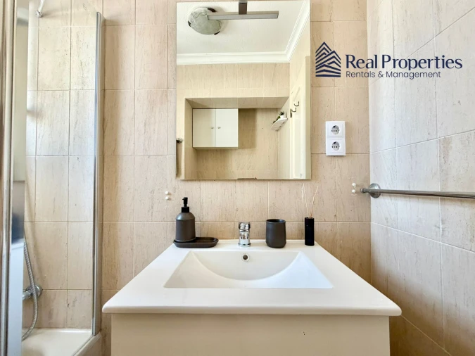 Apartamento T1 para Venda em Quarteira Foto 8