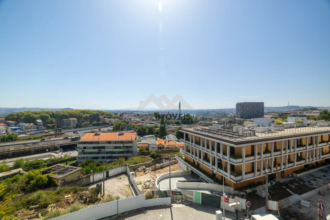 Apartamento T3 para Venda em Campanhã Foto 38