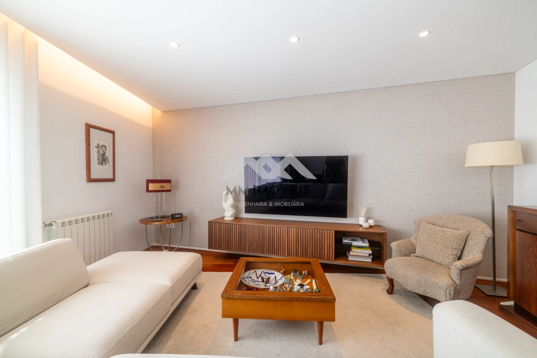 Apartamento T3 para Venda em Campanhã Foto 33