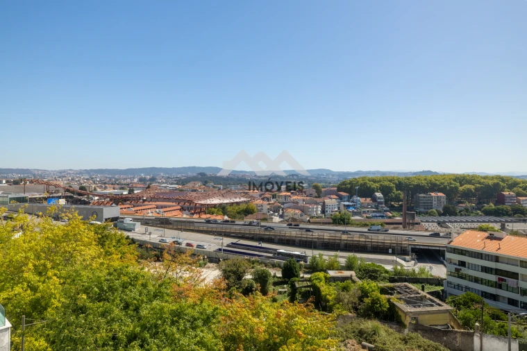 Apartamento T3 para Venda em Campanhã Foto 39