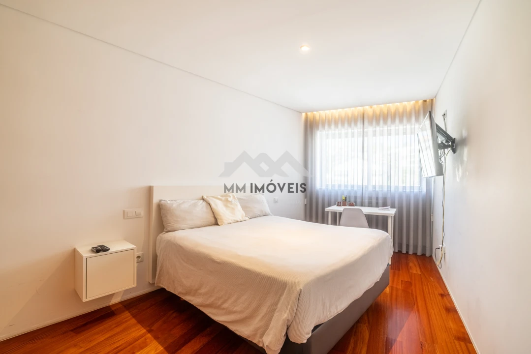 Apartamento T3 para Venda em Campanhã Foto 23