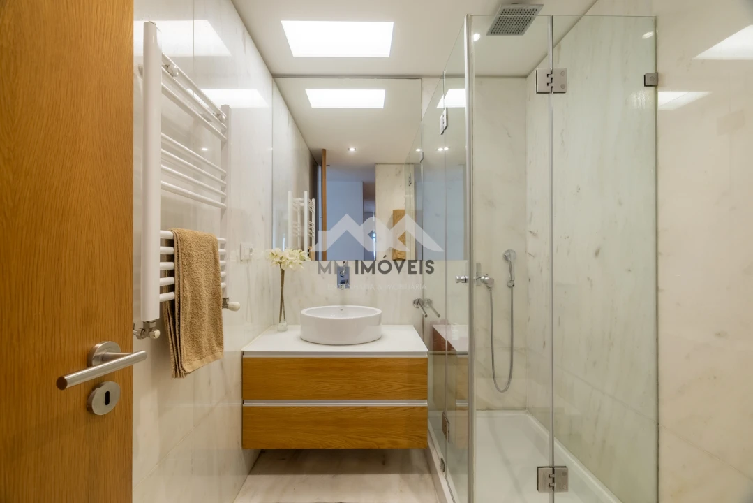 Apartamento T3 para Venda em Campanhã Foto 5