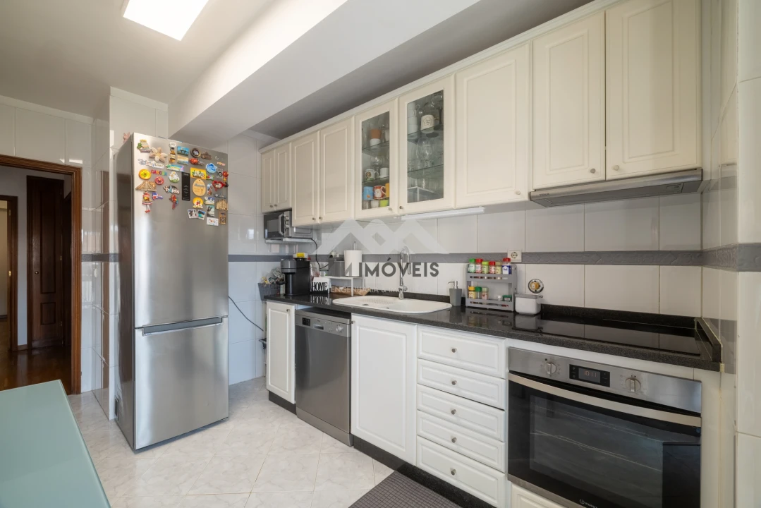 Apartamento T2 para Venda em Aldoar, Foz do Douro e Nevogilde Foto 8