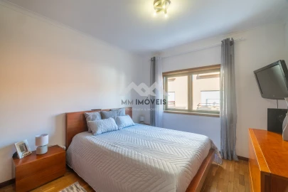 Apartamento T2 para Venda em Aldoar, Foz do Douro e Nevogilde