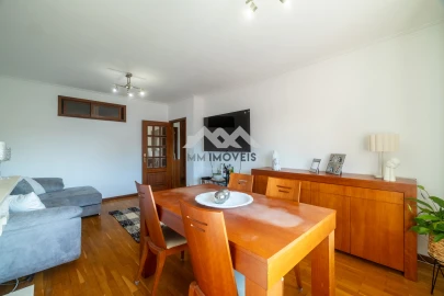 Apartamento T2 para Venda em Aldoar, Foz do Douro e Nevogilde