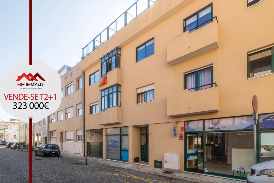 Apartamento T2 para Venda em Aldoar, Foz do Douro e Nevogilde Foto 1