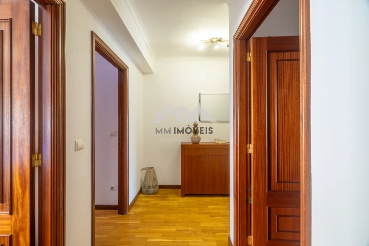 Apartamento T2 para Venda em Aldoar, Foz do Douro e Nevogilde Foto 13