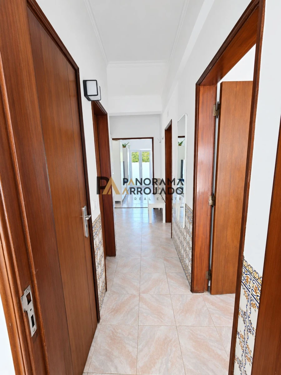 Apartamento T3 para Venda em Quinta do Conde Foto 27