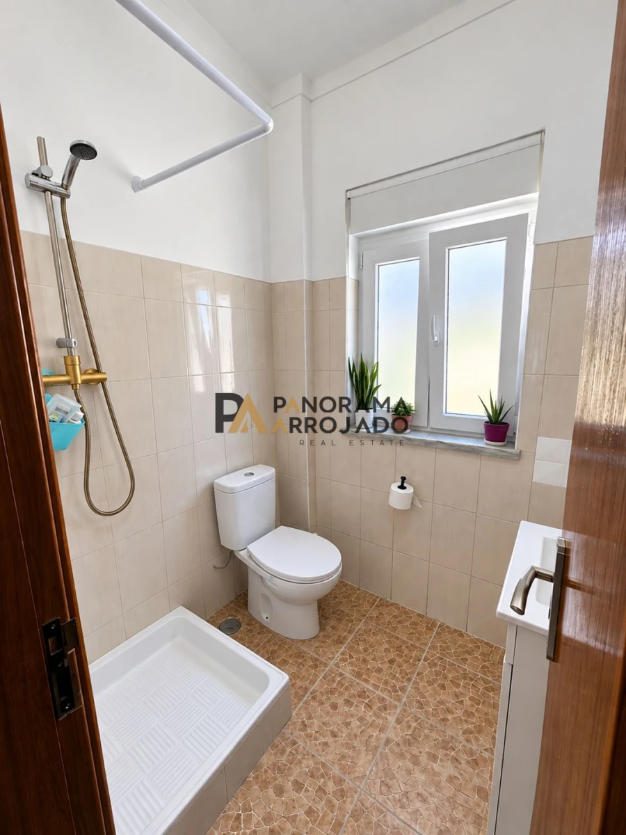 Apartamento T3 para Venda em Quinta do Conde Foto 20
