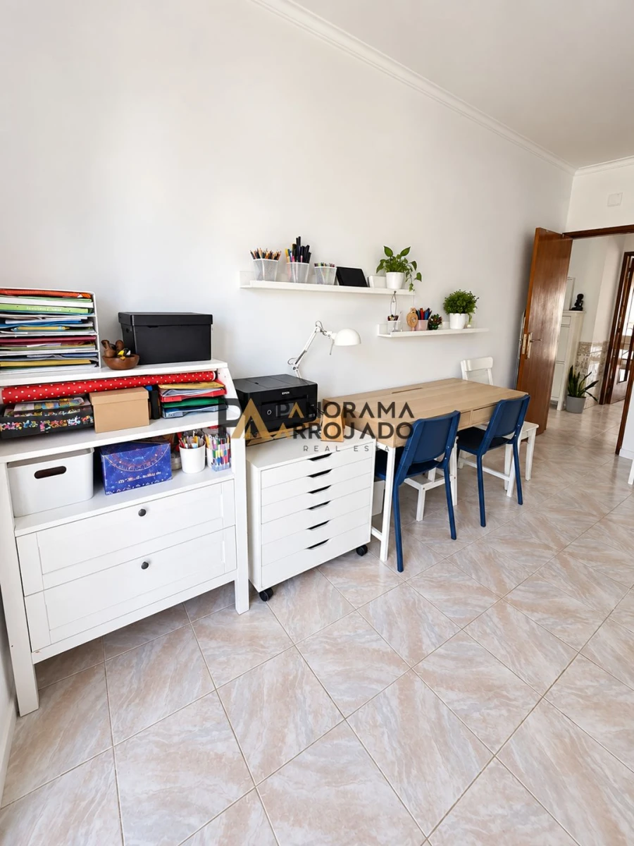 Apartamento T3 para Venda em Quinta do Conde Foto 13