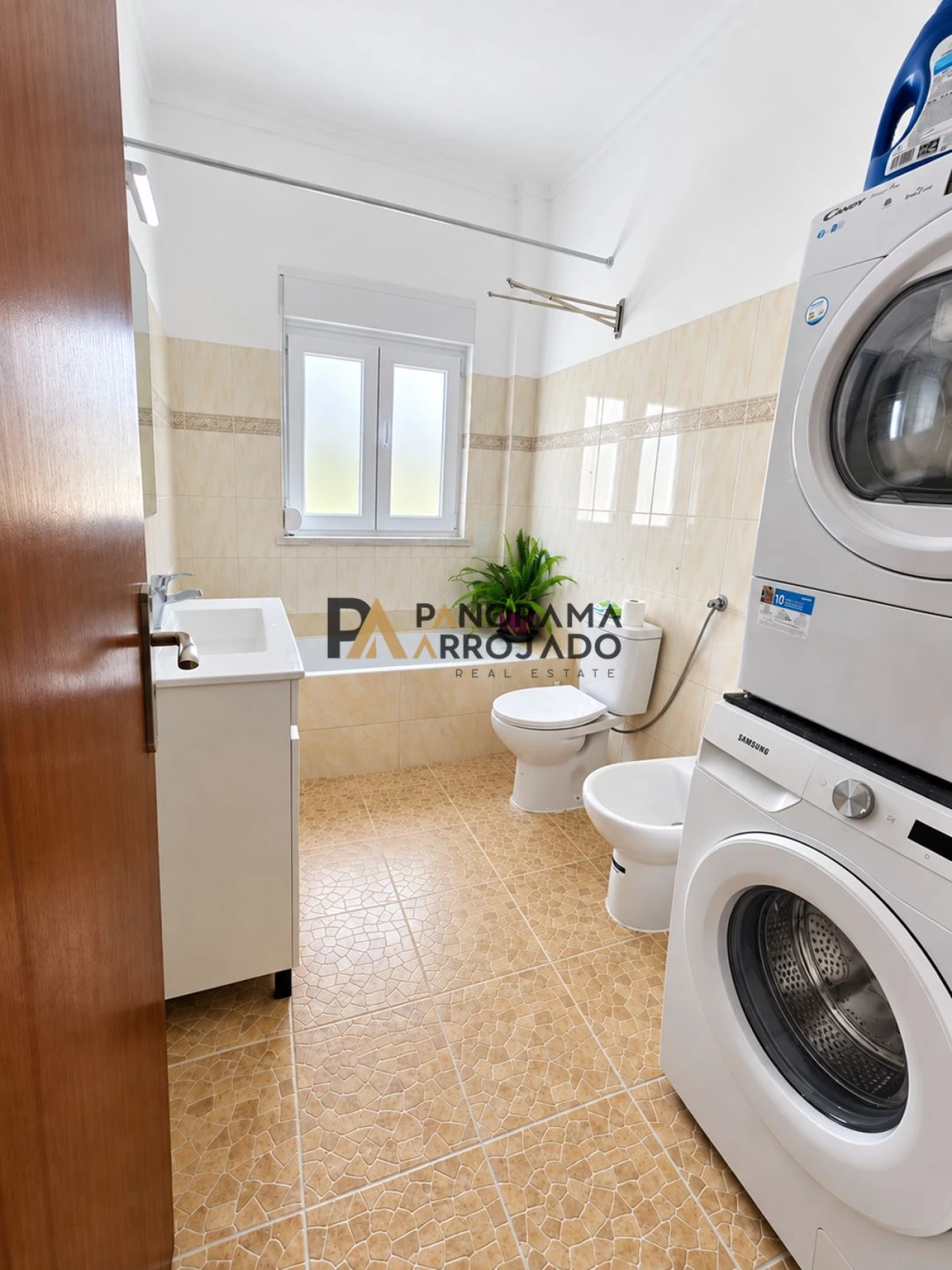Apartamento T3 para Venda em Quinta do Conde Foto 28