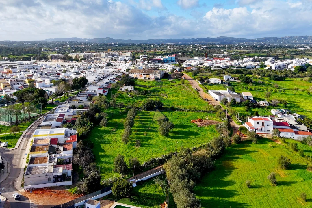 Terreno para Venda em Quelfes Foto 24