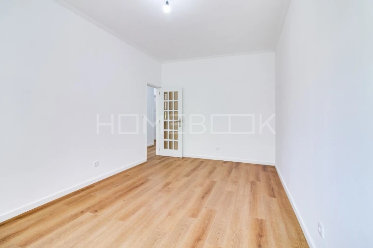 Apartamento T3 para Arrendamento em Amora Foto 14
