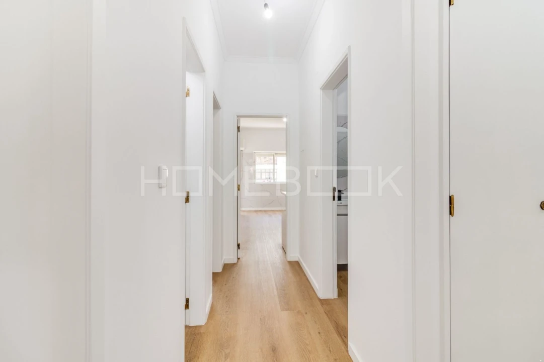 Apartamento T3 para Arrendamento em Amora Foto 3