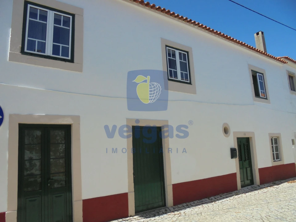 Moradia T5 para Venda em Aljubarrota Foto 1