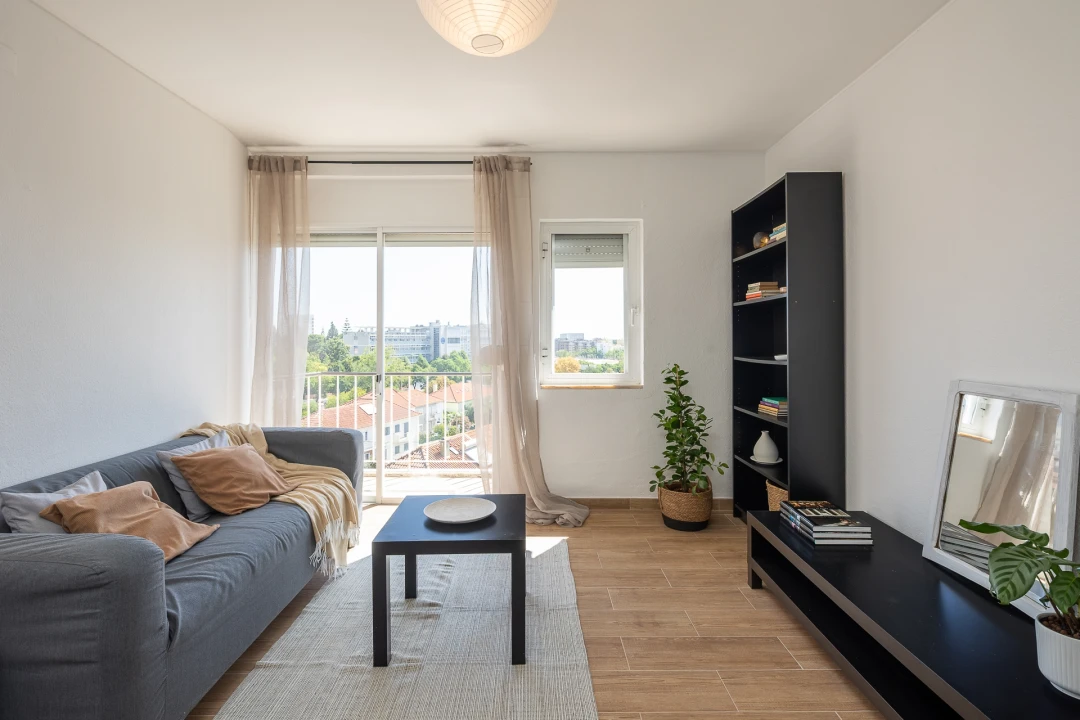 Apartamento T2 para Venda em Olivais Foto 3