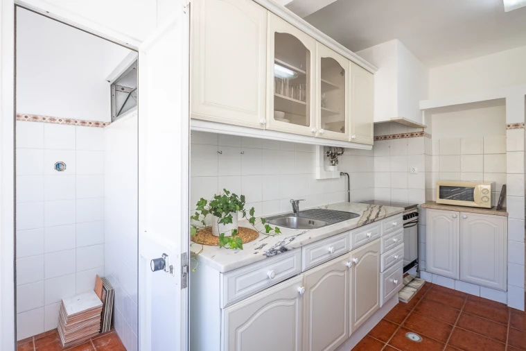 Apartamento T2 para Venda em Olivais Foto 9