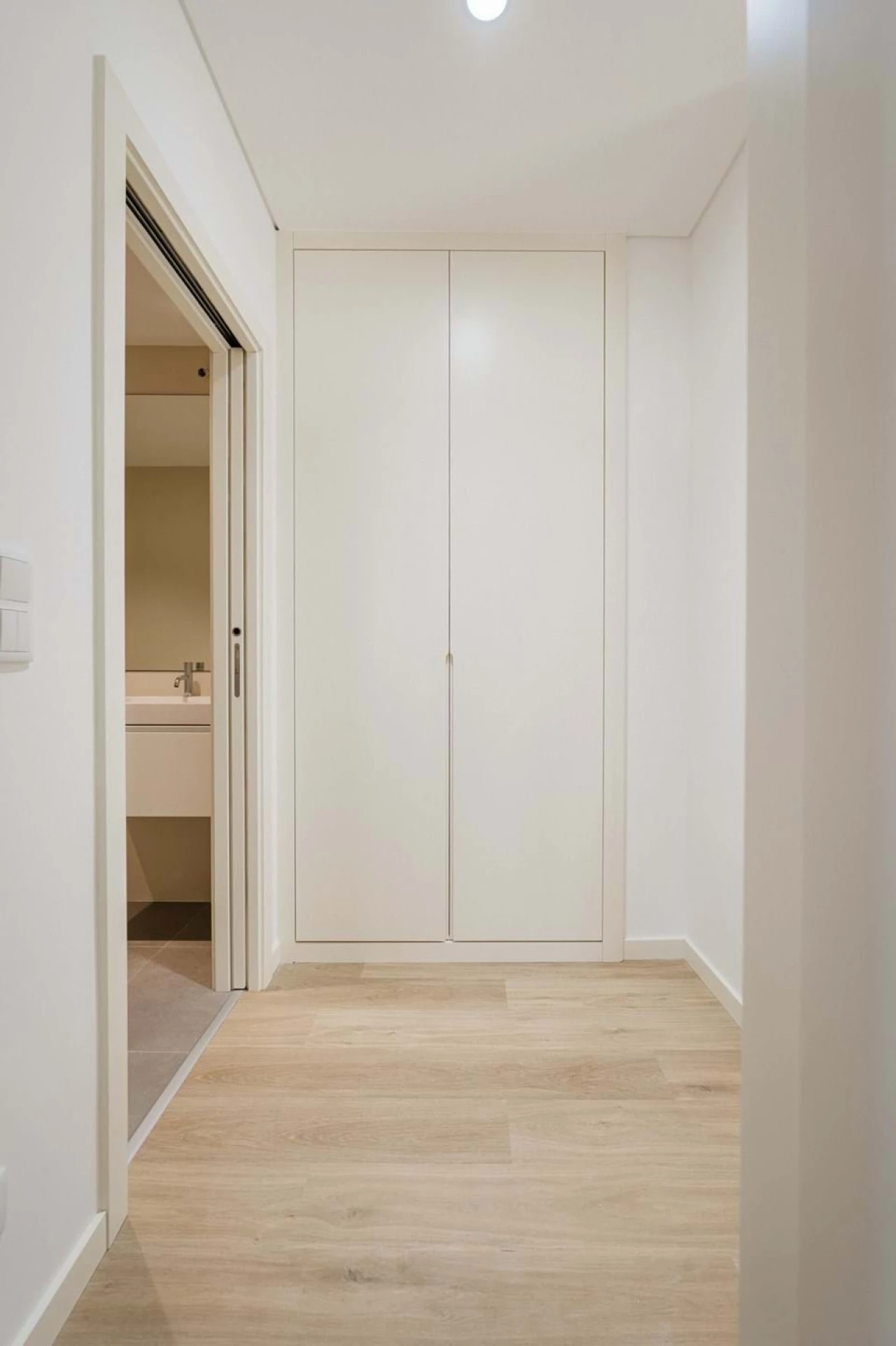 Apartamento T1 para Venda em Arroios Foto 3