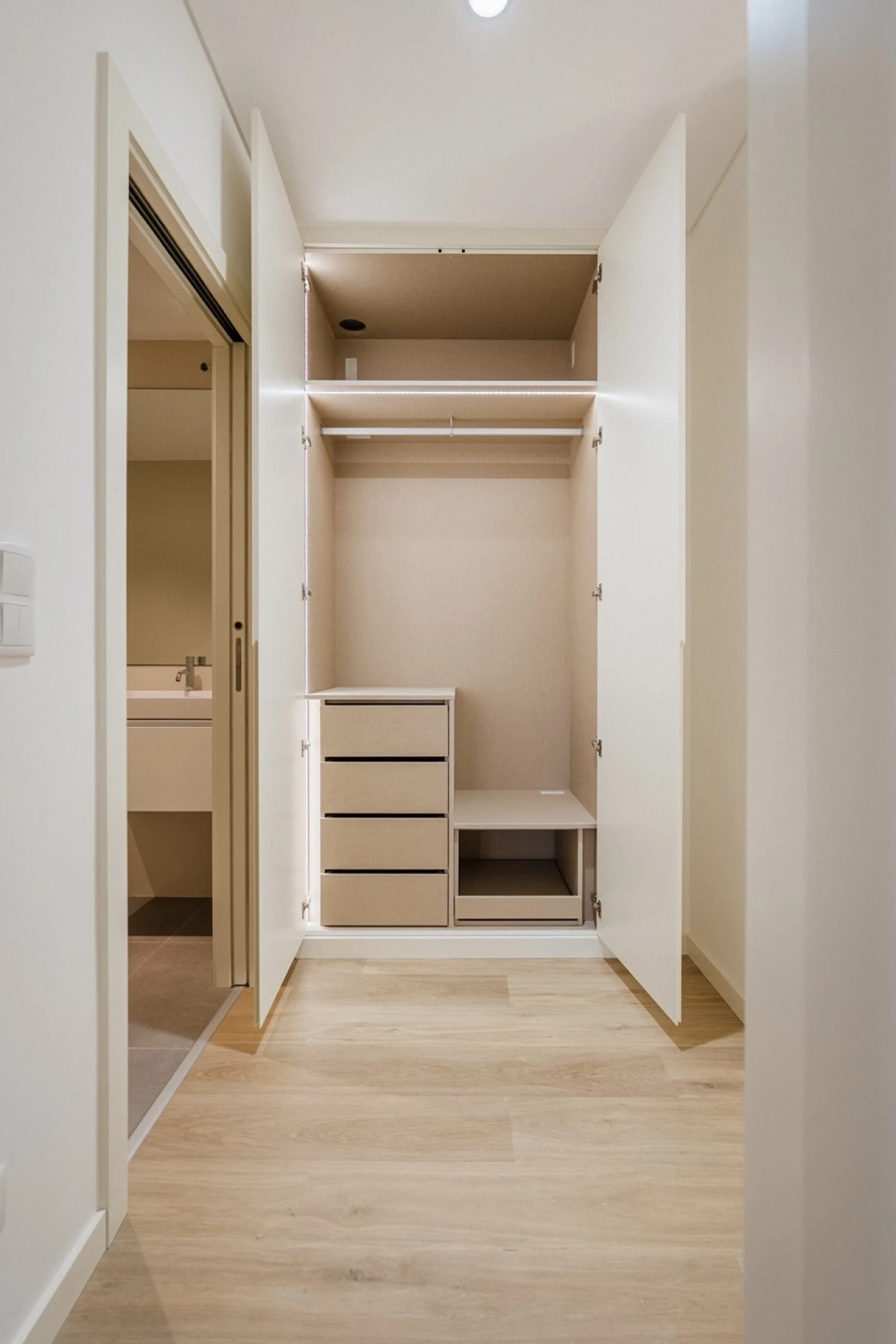 Apartamento T1 para Venda em Arroios Foto 6